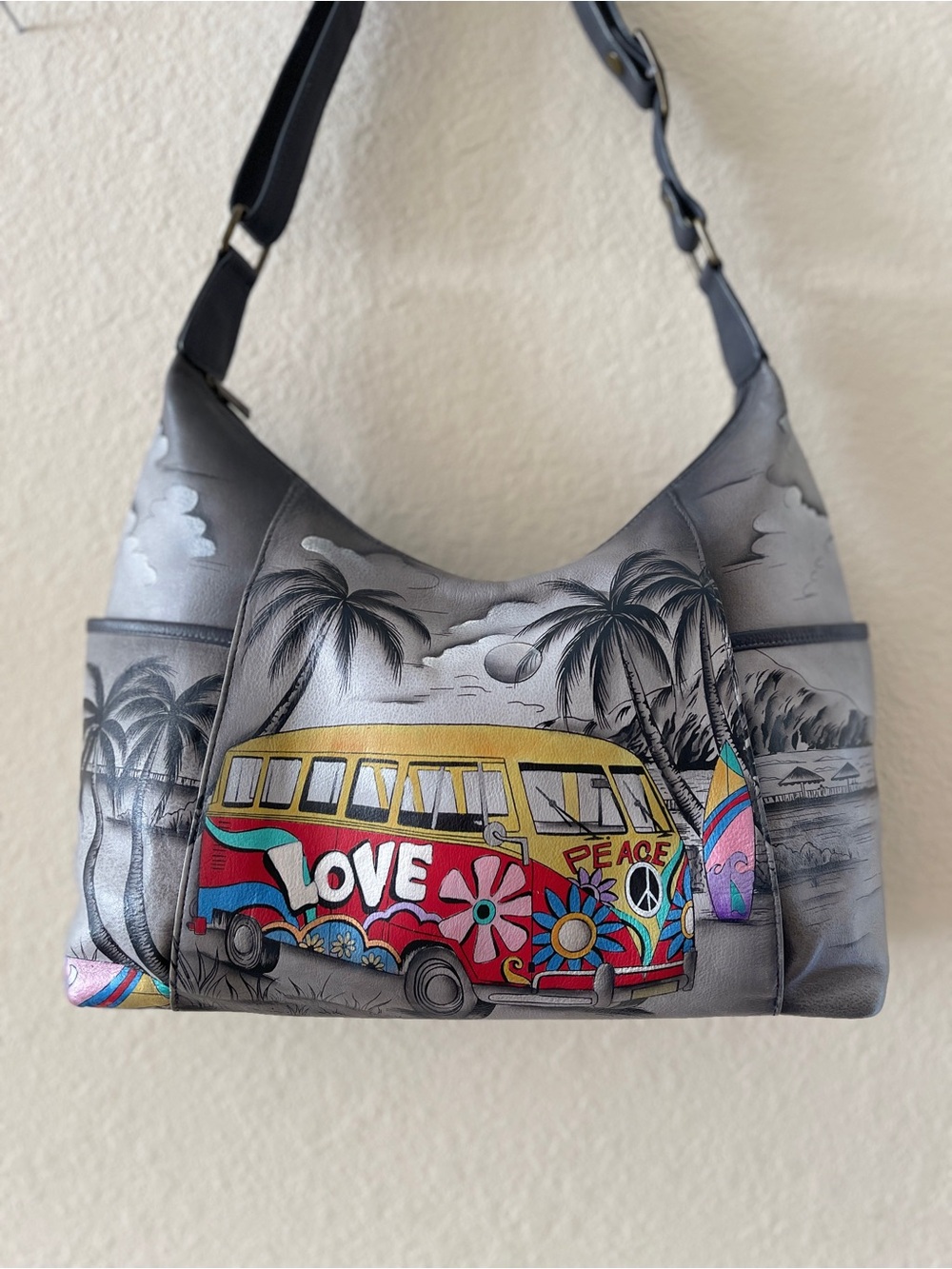 Anuschka Gray Leather Shoulder Bag with Colorful Yellow & Red Van Artwork - Picture 5 of 10